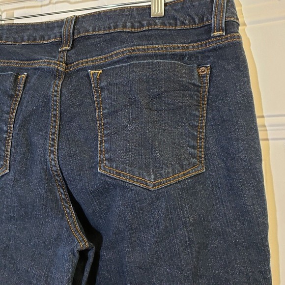 DKNY Jeans Short Ankle Crop Womens Size 14 Dark Wash 26 Inseam Straight Leg EUC - Picture 5 of 9
